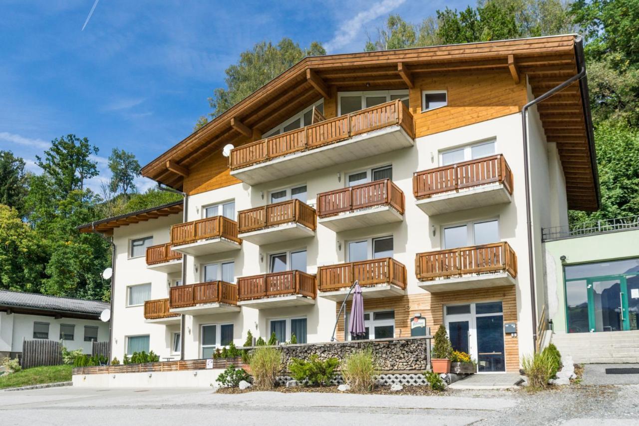 Praga Apartments & Restaurant Zell Am See-Kaprun Piesendorf Exterior photo