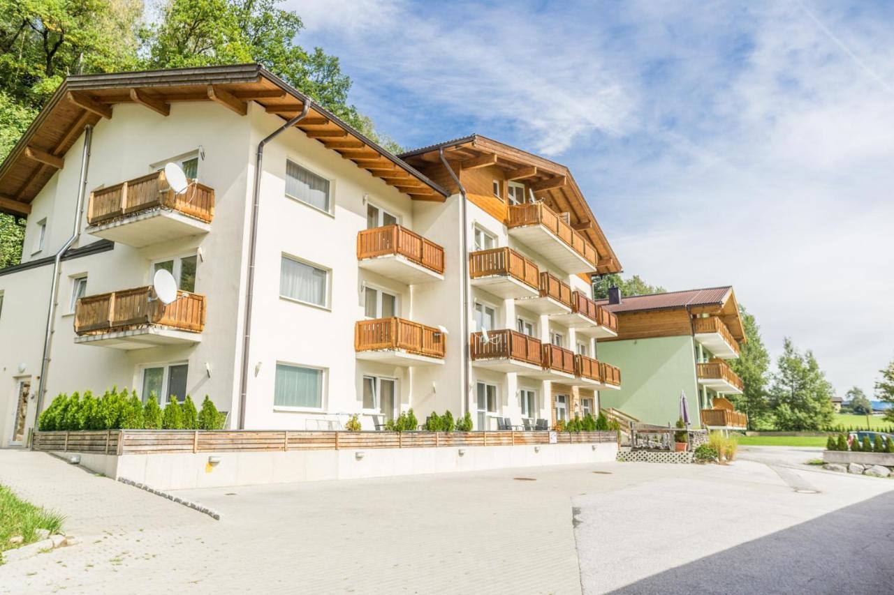 Praga Apartments & Restaurant Zell Am See-Kaprun Piesendorf Exterior photo