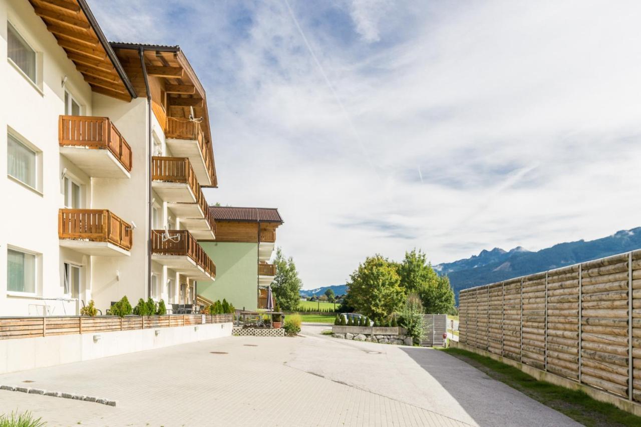 Praga Apartments & Restaurant Zell Am See-Kaprun Piesendorf Exterior photo