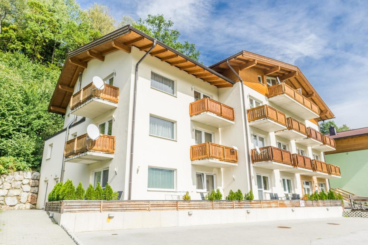 Praga Apartments & Restaurant Zell Am See-Kaprun Piesendorf Exterior photo