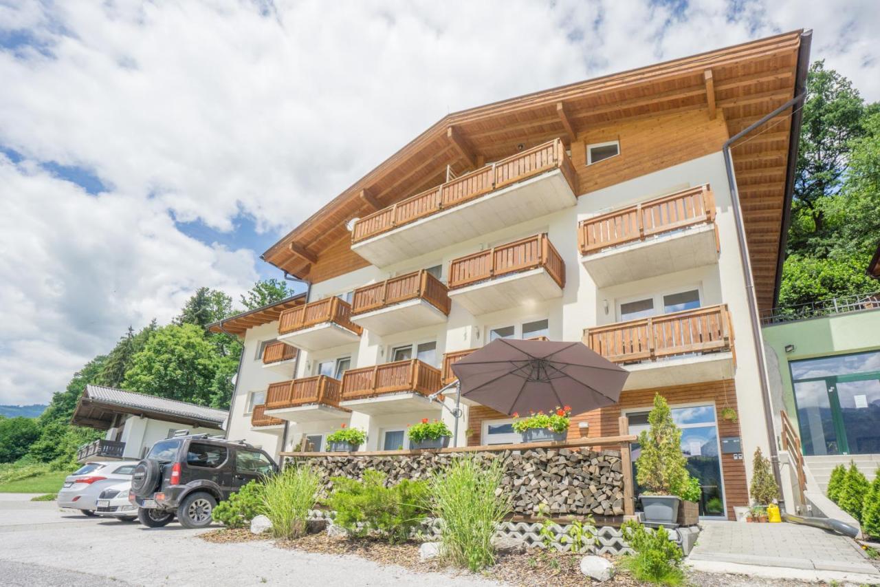 Praga Apartments & Restaurant Zell Am See-Kaprun Piesendorf Exterior photo